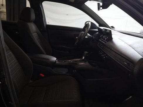 Used 2024 Honda HR-V Sport image 10