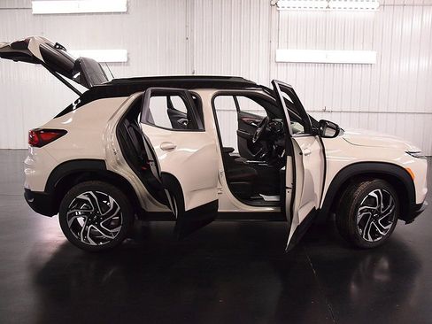 New 2026 Chevrolet TrailBlazer RS w/ Convenience Package image 33