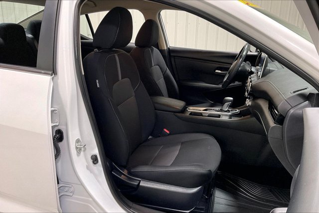 Used 2024 Nissan Sentra SV w/ All-Weather Package FWD image 7