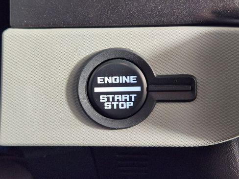 Used 2023 Ford Bronco Badlands image 26