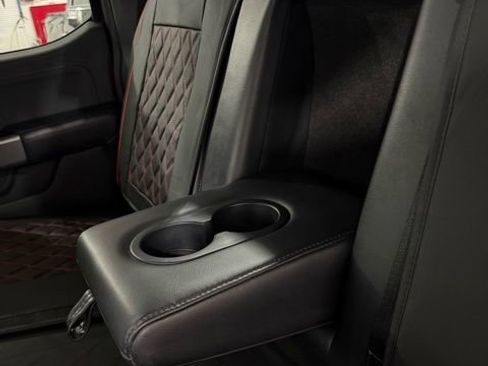 Used 2021 Ford F150 Lariat w/ Equipment Group 502A High image 17