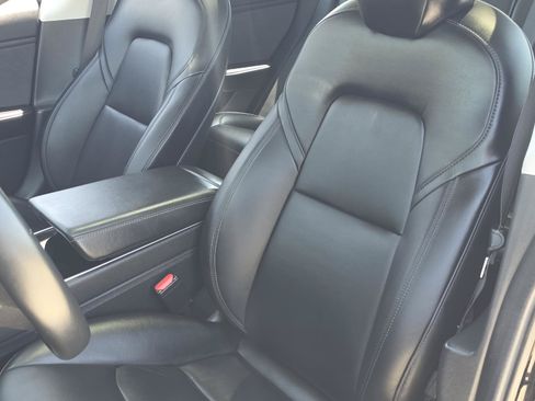 Used 2018 Tesla Model 3 Long Range AWD/4WD image 11
