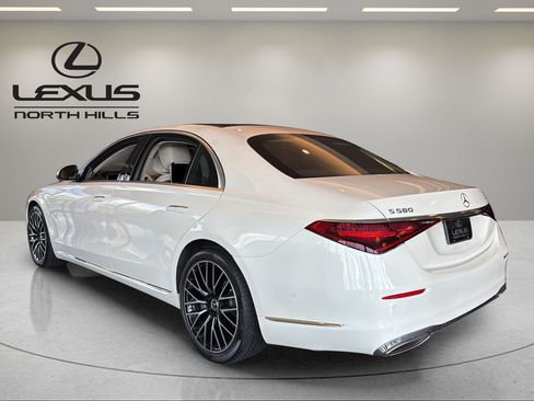 Used 2021 Mercedes-Benz S 580 4MATIC Sedan image 8