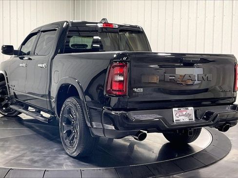 Used 2025 RAM 1500 Big Horn AWD/4WD image 12