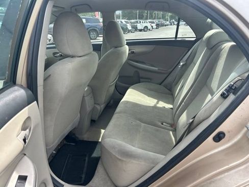 Used 2012 Toyota Corolla LE FWD image 17