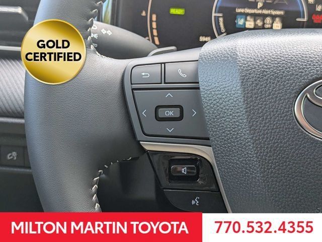 Certified 2026 Toyota Camry Hybrid FWD image 22