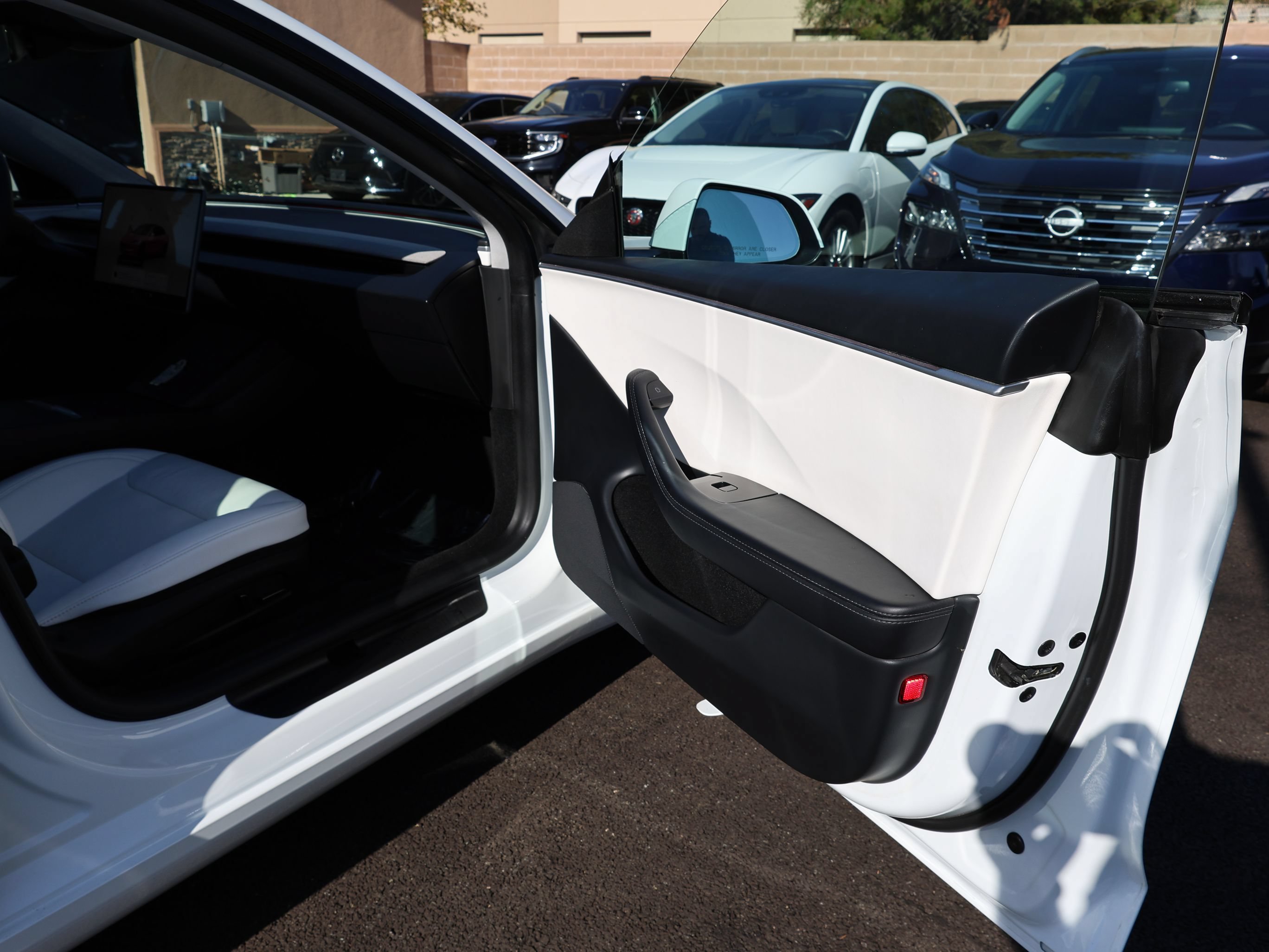 Used 2025 Tesla Model 3 Long Range RWD image 41