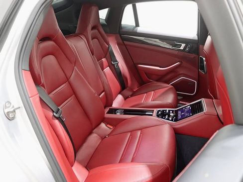 Used 2017 Porsche Panamera 4S AWD/4WD image 31
