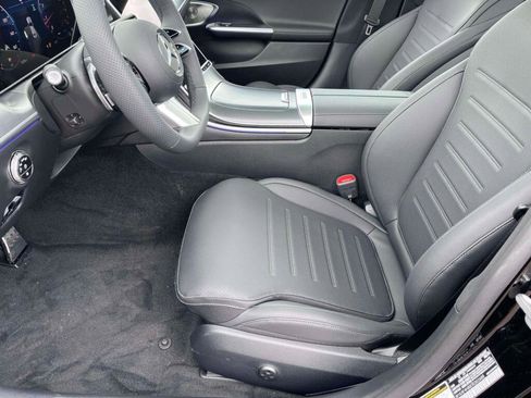 New 2026 Mercedes-Benz C 300 4MATIC Sedan image 15