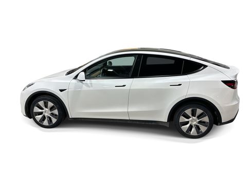 Certified 2021 Tesla Model Y Long Range AWD/4WD image 3