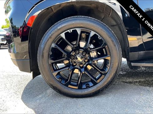 Used 2023 Chevrolet Suburban RST w/ Luxury Package AWD/4WD image 34