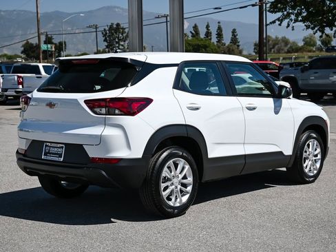 New 2026 Chevrolet TrailBlazer LS image 4
