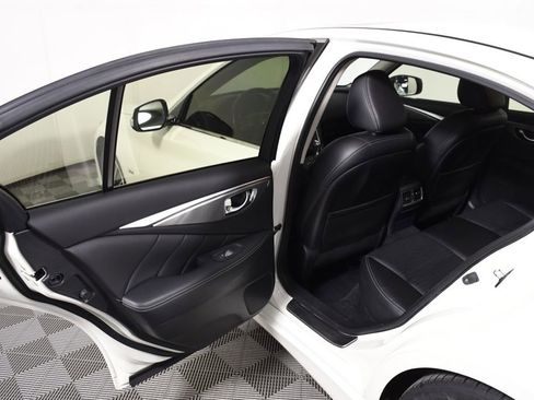 Used 2017 INFINITI Q50 Sport AWD/4WD image 15