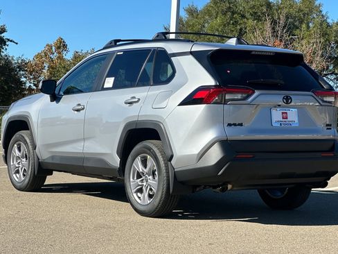 New 2025 Toyota RAV4 XLE image 6