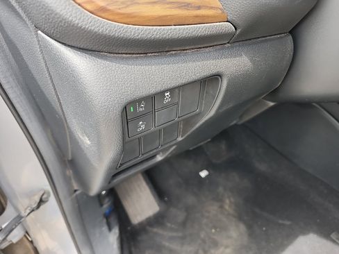 Used 2017 Honda CR-V EX image 20