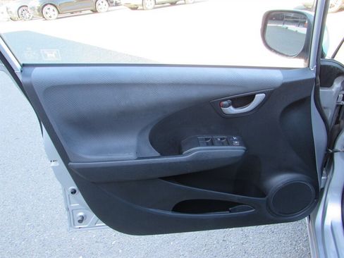 Used 2013 Honda Fit image 9