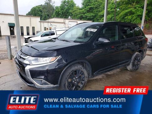 Used 2018 Mitsubishi Outlander LE AWD/4WD image 2