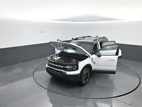 New 2025 Ford Bronco Sport Outer Banks image 39