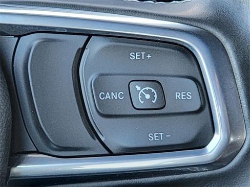 Certified 2023 Jeep Wrangler Unlimited Sahara w/ Cold Weather Group image 34