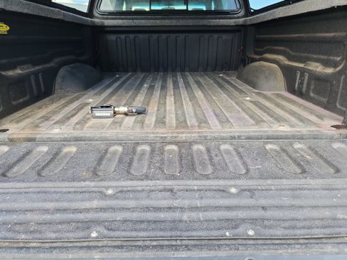 Used 2006 Toyota Tundra Limited w/ All Weather Guard Pkg AWD/4WD image 32