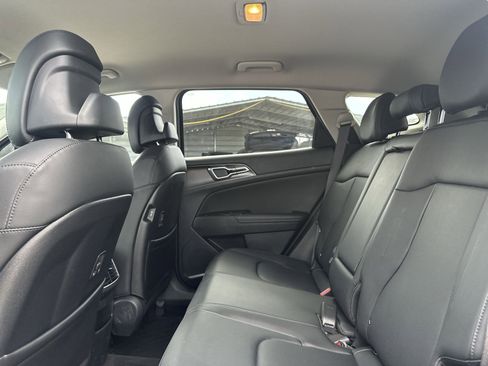 Certified 2023 Kia Sportage EX AWD/4WD image 23