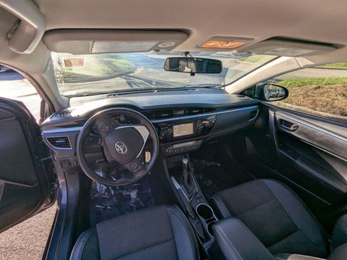 Used 2016 Toyota Corolla S image 12