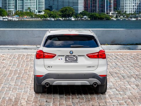 Used 2019 BMW X1 sDrive28i image 6