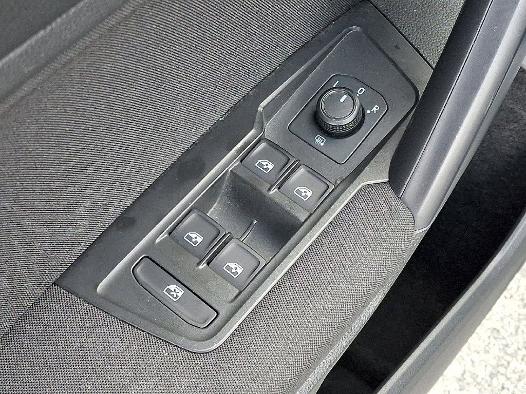 Used 2021 Volkswagen Tiguan S AWD/4WD image 14