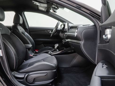 Used 2022 Kia Forte GT-Line w/ GT-Line Technology Package FWD image 36