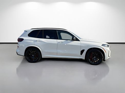 New 2026 BMW X5 M60i image 2