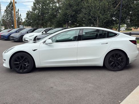 Used 2020 Tesla Model 3 Standard Range Plus RWD image 5