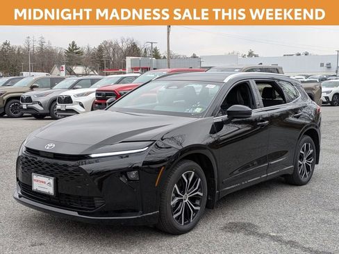 New 2026 Toyota Crown Signia XLE image 6