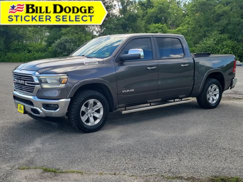 Used 2019 RAM 1500 Laramie AWD/4WD image 1