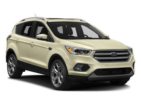 Used 2017 Ford Escape Titanium image 6