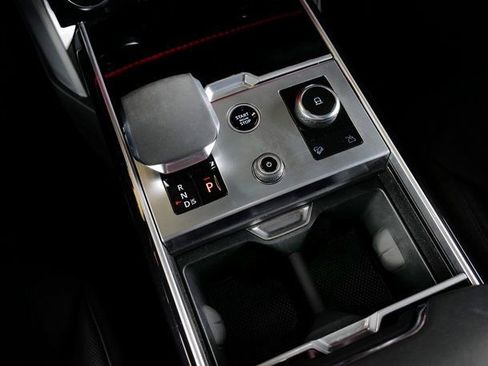 Used 2023 Land Rover Range Rover SE image 13