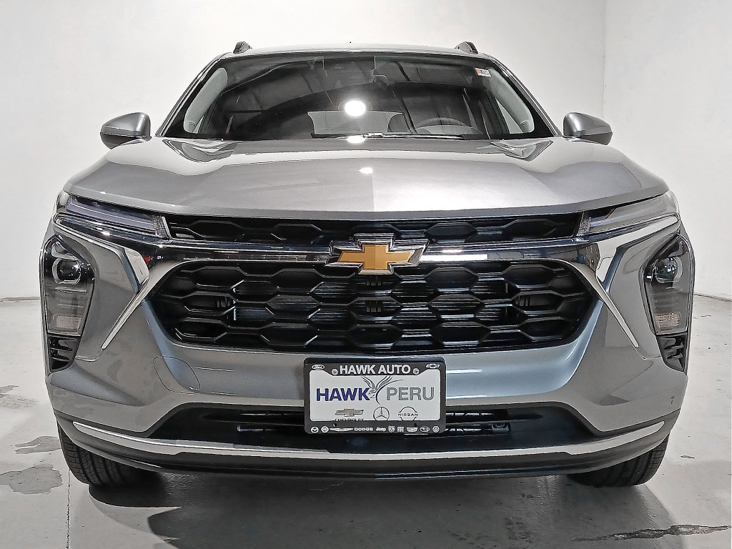 Used 2026 Chevrolet Trax LT w/ Driver Confidence Package FWD image 2