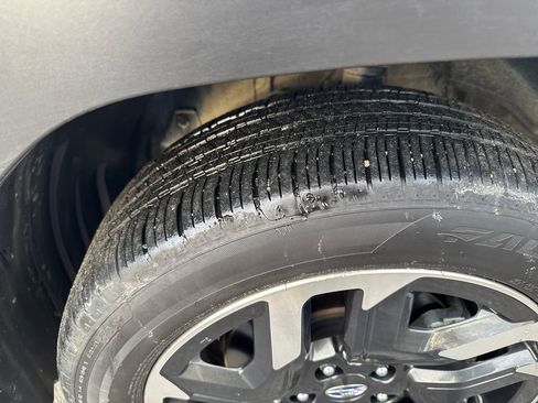 Used 2025 Subaru Forester Limited image 30