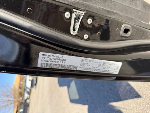 Used 2022 Jeep Wagoneer Series III image 38