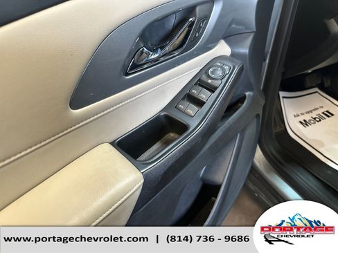 Used 2023 Chevrolet Traverse LS image 13