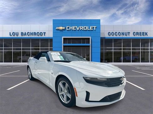 Used 2023 Chevrolet Camaro LT image 1