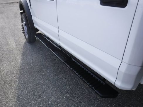 Used 2022 Ford F450 XL w/ Power Equipment Group image 9