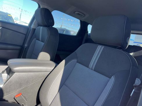 Used 2025 Chevrolet Blazer LT w/ Convenience Package image 10