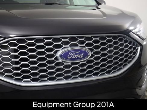 Used 2023 Ford Edge SEL w/ Convenience Package image 17