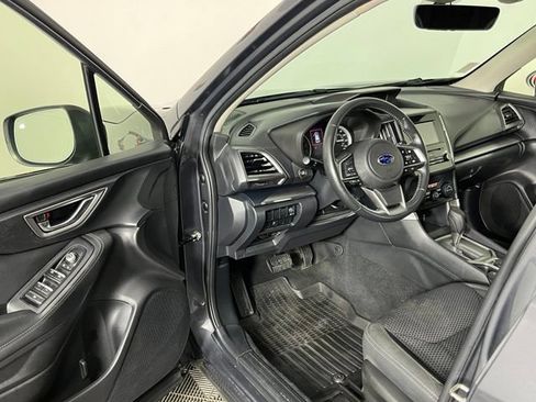 Used 2020 Subaru Forester Premium AWD/4WD image 22