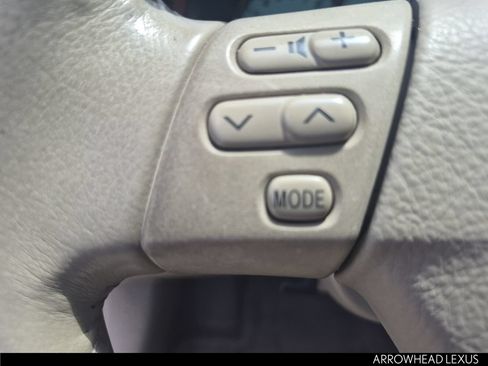 Used 2006 Toyota Solara SLE FWD image 20