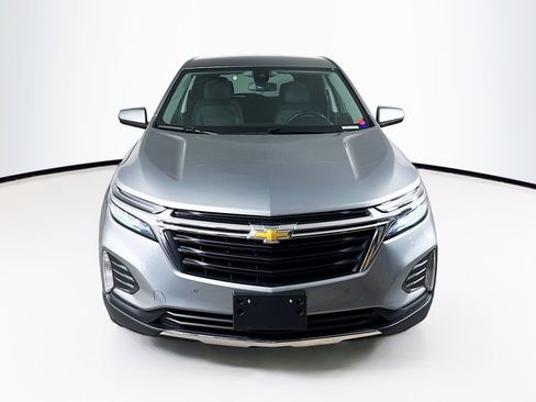 Used 2024 Chevrolet Equinox LT image 3