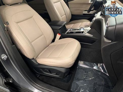 Certified 2023 Ford Explorer XLT w/ Equipment Group 202A AWD/4WD image 29