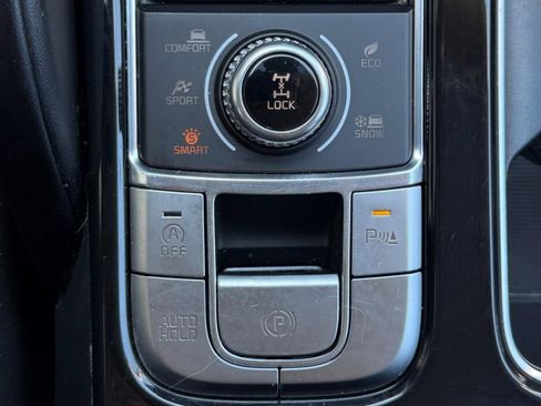 Used 2025 Kia Telluride S image 46