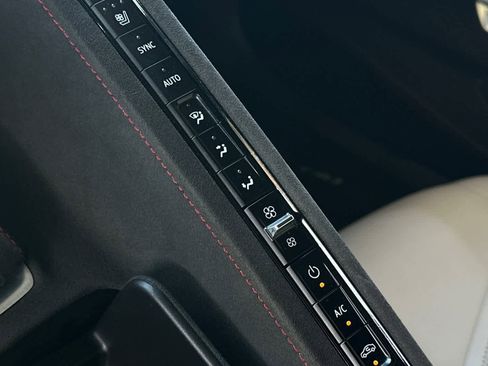 Used 2023 Chevrolet Corvette Stingray Premium Conv image 21