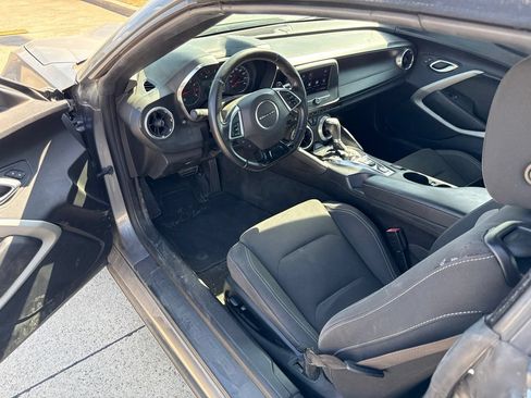 Used 2020 Chevrolet Camaro LT RWD image 19